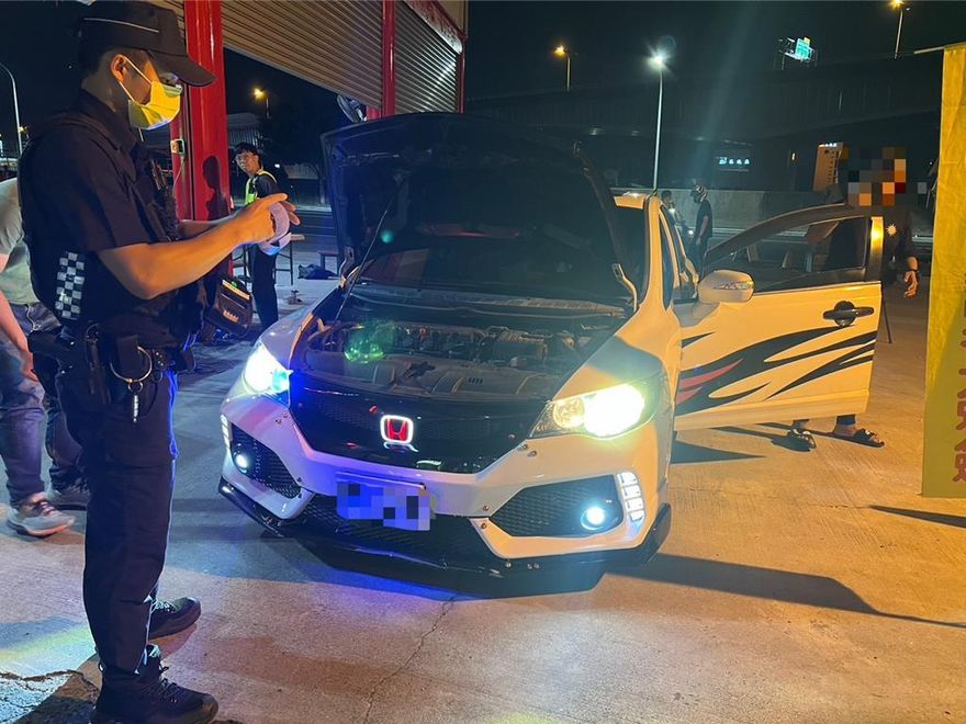 深夜炸街擾民！霧峰警半年開罰15萬　取締百件改裝車