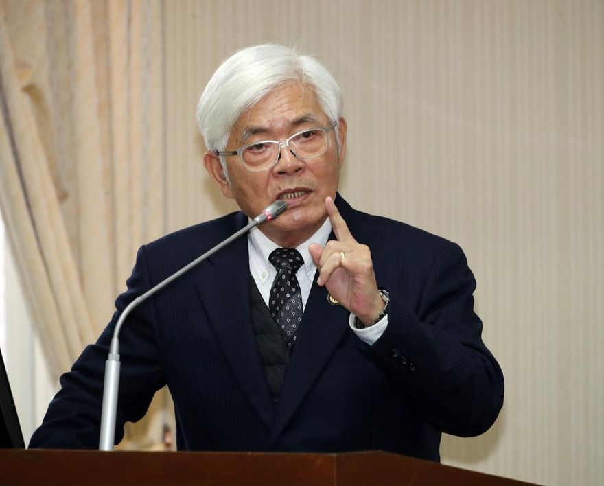 李進勇爆公務車私用！他秀照片「隨扈搭車拿便當」轟：跑選務還是跑腿