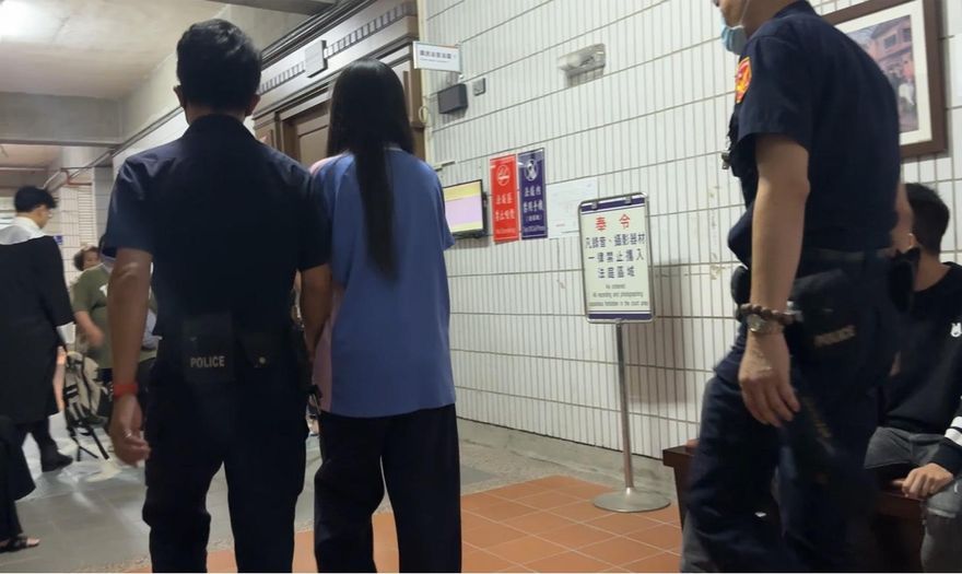 4男買賣泰達幣遭施暴「逼吃屎」　23歲黑幫女冷血拍片