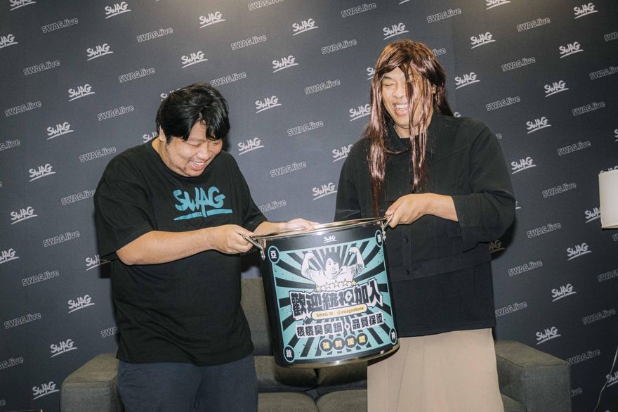 統神強勢加入SWAG！「紅姐」驚喜現身　預告明首戰超狂尺度