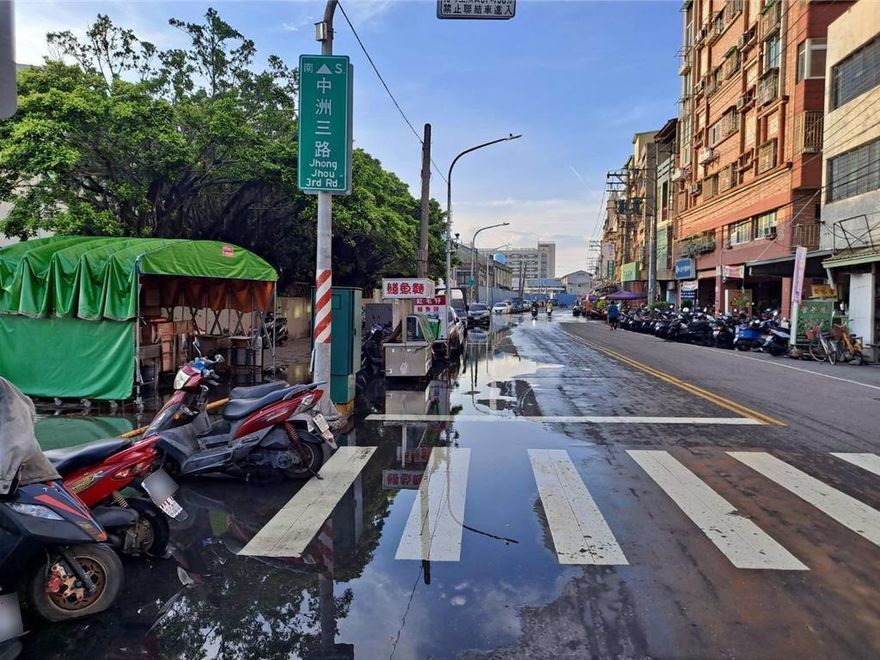 高雄旗津天文大潮來襲！　水利局：積水範圍較往年縮小