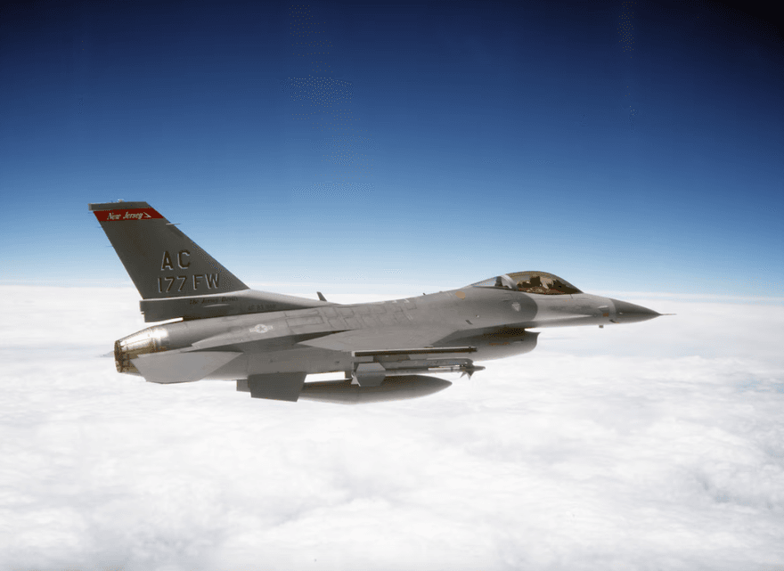 泰軍宣布再部署F-16戰機　2波攻勢精準炸毀柬軍事目標