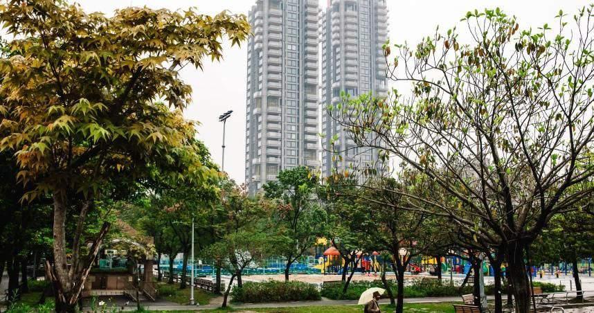 房屋半年成交量跌26.6%　專家：千家門市恐年底前倒光