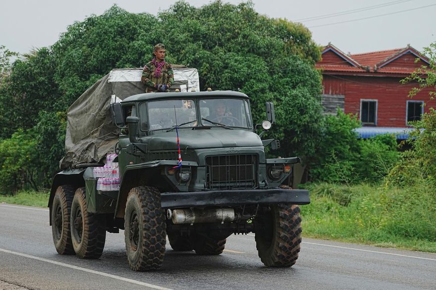 柬軍佔領普馬奎山拔國旗！泰反攻奪回據點　柬埔寨10士兵陣亡