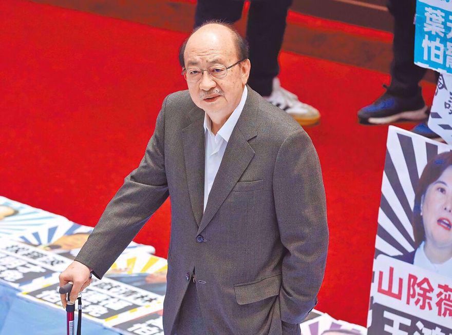 大罷免大失敗不演了？綠媒「換掉老柯」誤植民進黨團「總召」吳思瑤