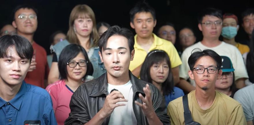 大罷免遭完封！八炯直播　鍾明軒踢館酸：造謠哥回去哭一場