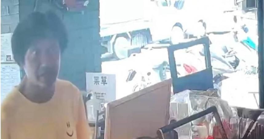 唐治平又失控！南港街頭遭爆尾隨婦人　怒嗆店家：報警啊、隨便！