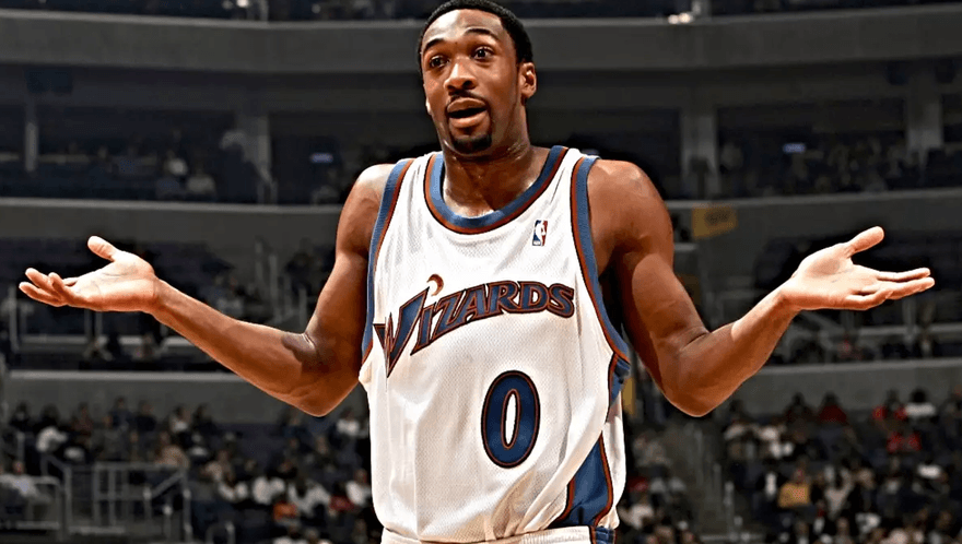 NBA/曾在休息室持槍！「零號探員」又出事　恐判15年監禁