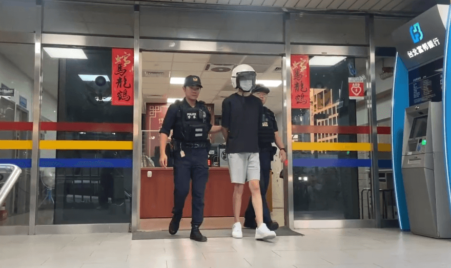 信義區夜店女公關慘死！相驗驚見「30處銳器傷2秒1刀」　狠男移送北檢畫面曝