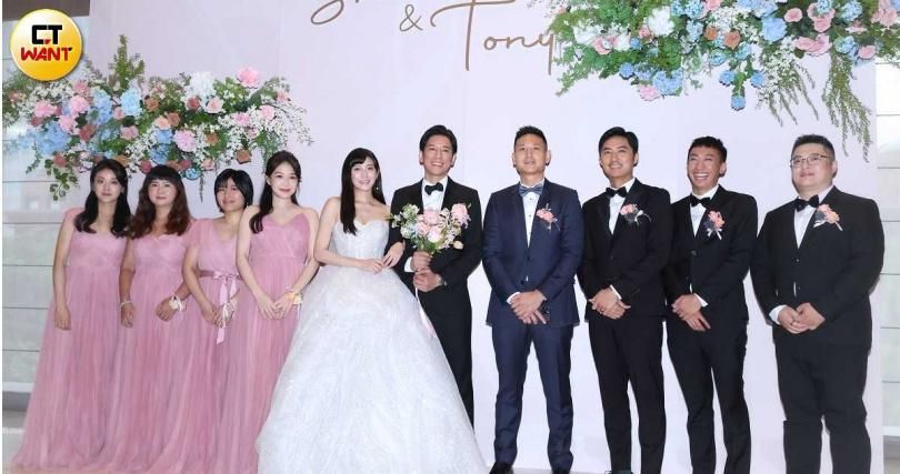 林逸欣補辦婚禮！李運慶分手李佳豫10年「同台當伴郎娘」