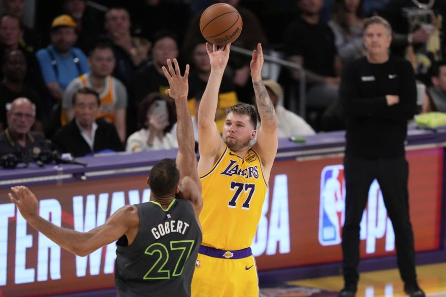NBA/東契奇3年49億續約湖人　捐近1.5億助小將追夢