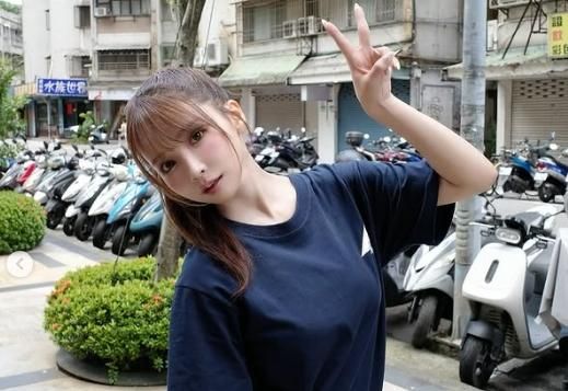 三上悠亞捲婚紗風波二度無奈發聲　曬S曲線解放「渾圓車頭燈」