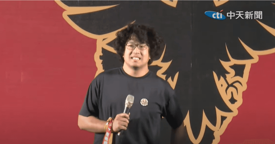 羅智強曬沈伯洋參加419照片！酸「中國紅熊進化納粹紅熊」