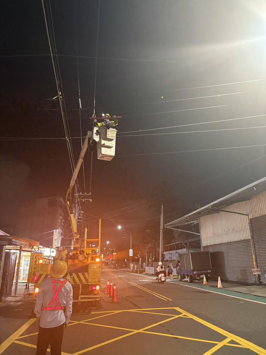 高雄仁武區190戶晚間驚傳停電！台電急搶修　已全數復電