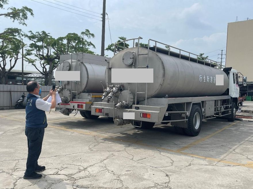 全國首例！台中查獲非法排污業者　5輛水肥車拍賣獲814萬元
