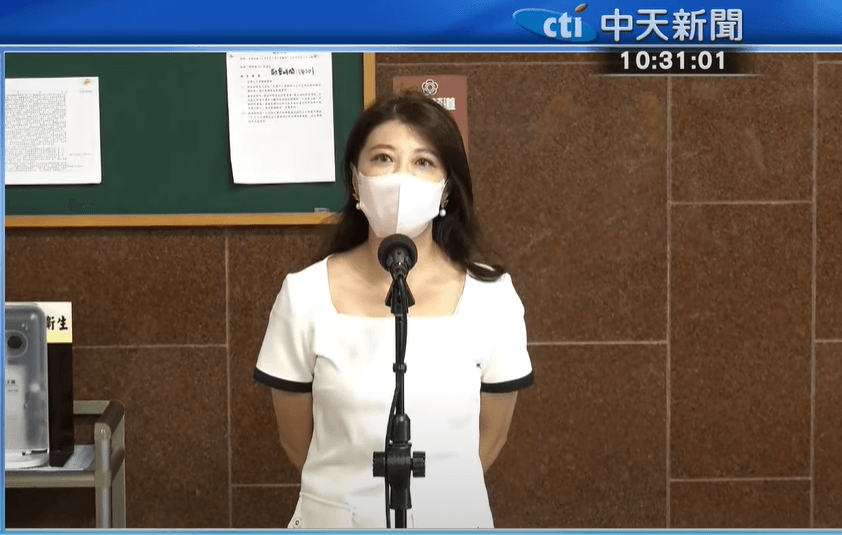 徐巧芯咆哮林楚茵後發現確診　「第一線」綠委全戴口罩上班