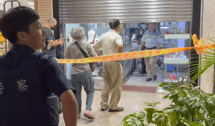 影/台東銀樓遭搶！男假裝父親節買禮物給爸爸　得手60萬金鍊