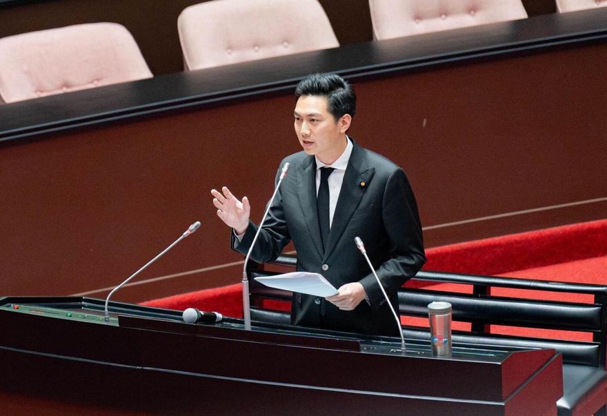 廖偉翔挺過罷免…預告「1億1千萬預算」下一步！網暴動