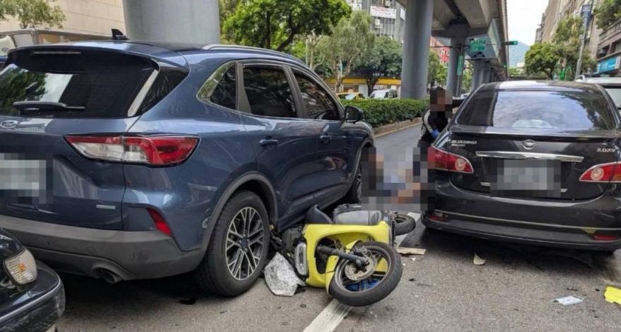 影/北市無照男毒駕連撞6車　醫院廁所丟毒菸彈警抓包