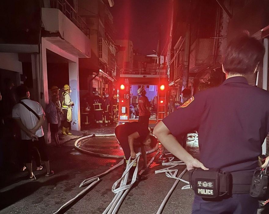 嘉義市驚見「延燒6屋重大火警」！　低收入戶十多人無家可歸