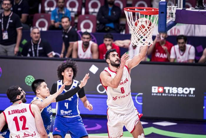 亞洲盃/中華隊遭伊朗逆轉！FIBA發梗圖嘲諷　球迷留言怒轟