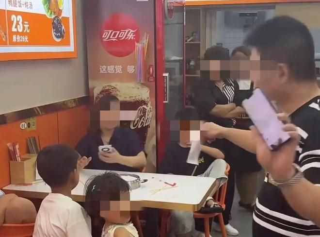 7人吃1碗麵還求「加2次麵」　陸店家拒絕竟收負評還被報警