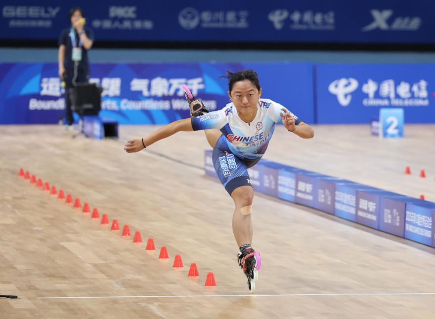 成都世運/天才少女！21歲劉巧兮滑輪力克地主摘金