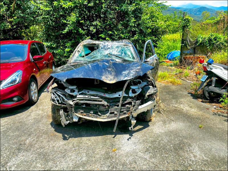 身亡火場墜谷醫師娘案情又有轉折！行車紀錄器驚見「直衝谷底」