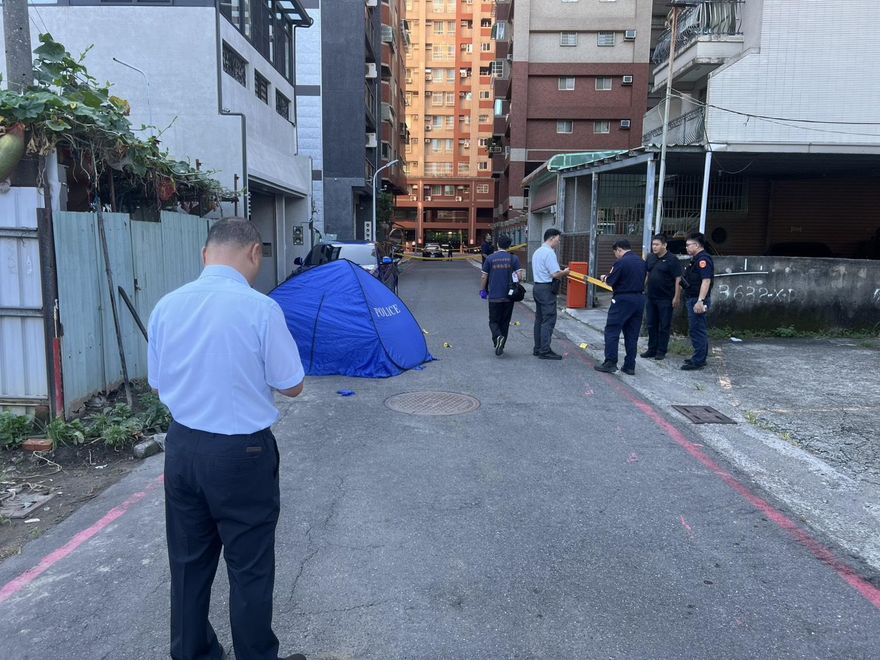 高雄男遭行刑式槍殺！8彈殼遍佈街頭　死者生前是通緝犯