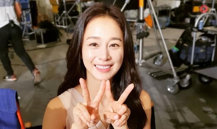 40歲才叛逆期！金泰希淚崩吐育兒壓力　道歉媽媽「沒有好好善待她」