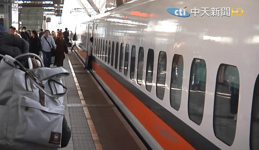 高鐵開賣3大節連假車票　46萬張8小時搶光