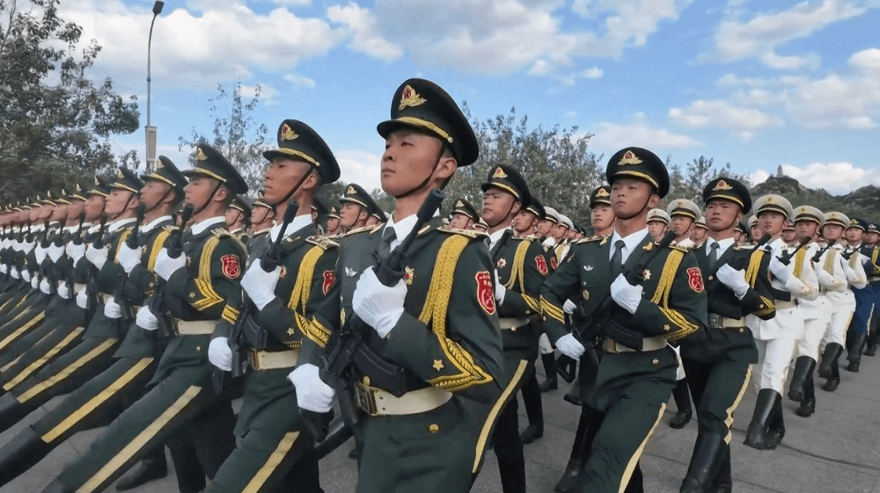 解放軍「門面」！陸儀仗隊時隔26年換新槍　191式步槍登場