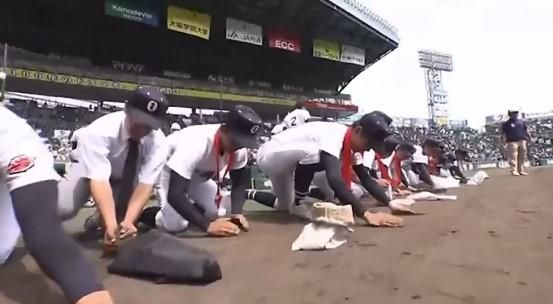 影/沖繩尚學甲子園奪冠！球員挖紅土帶回家影片爆紅