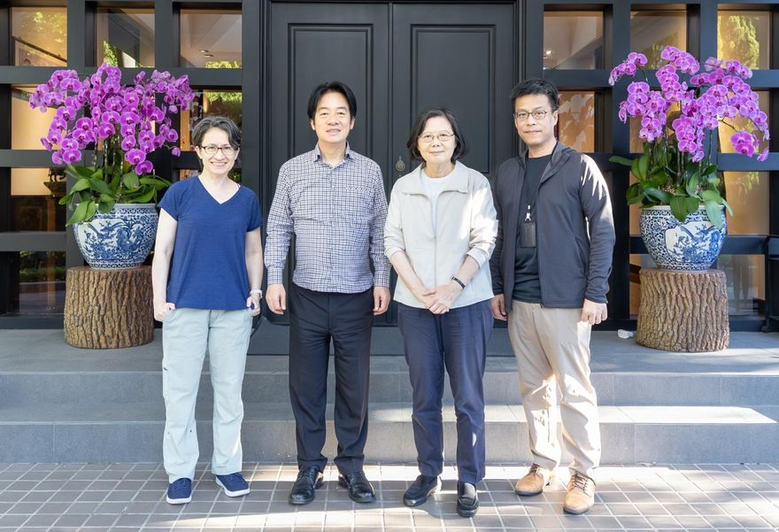 大罷免大失敗！賴清德秀與蔡英文合照：將人民聲音化為前進力量