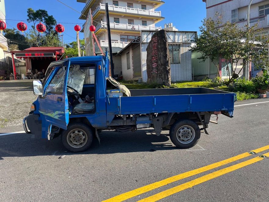 嘉義阿里山公路貨車下山猛衝　7旬嬤路邊遭撞重傷冤死