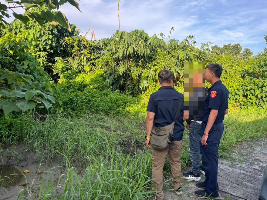 高雄毒品糾紛釀血案！30歲男遭尖刀捅胸慘死　單親母淚崩相驗