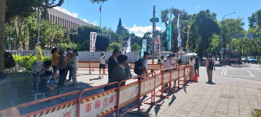 小草大集結！大罷免完敗後柯文哲首登場　勘驗彭振聲偵訊錄音