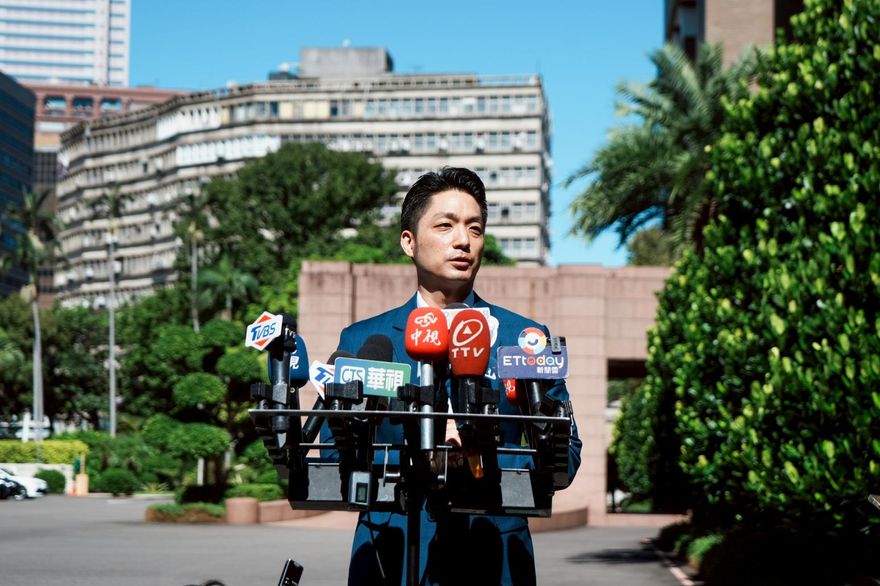 赴行政院抗議違法刪補助款　蔣萬安：不能接受擴張解釋