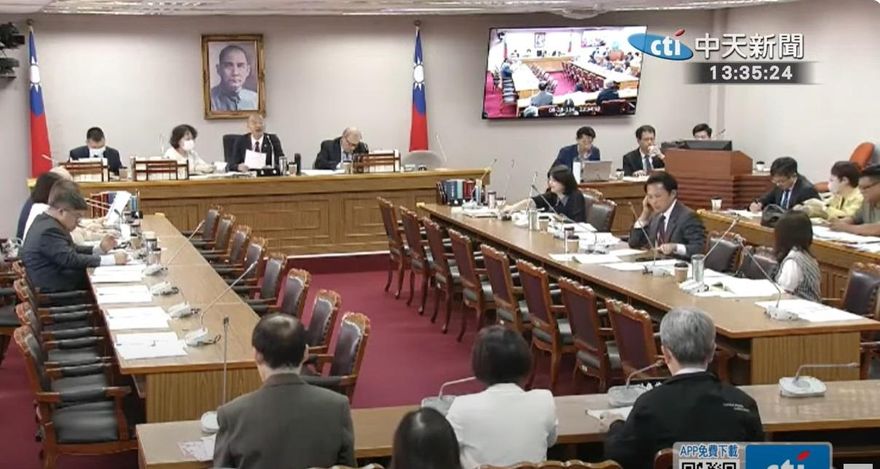 朝野協商超順！白營送暖「柯總召辛苦了」　韓國瑜讚：心中一股暖流
