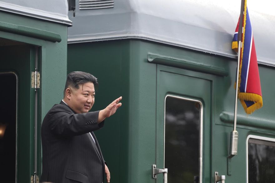 金正恩赴陸前參觀自家飛彈工廠　韓推估為「KN-23型」