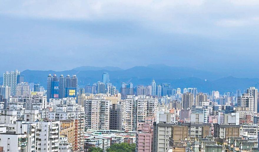 限貸令後解約量增　業者：購屋族恐慌性退屋浮現