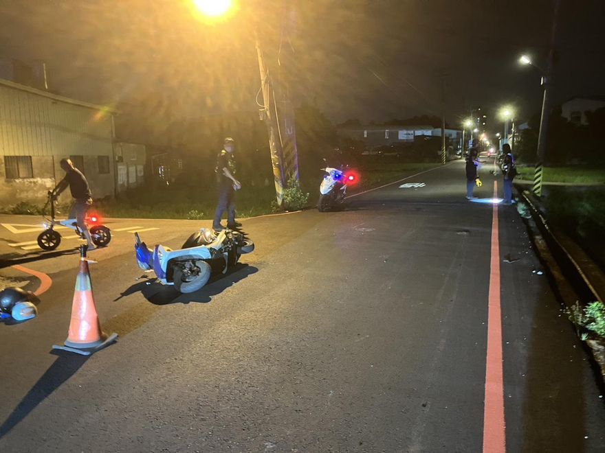 台中深夜驚悚車禍！男騎士對撞母女檔　噴飛田中亡