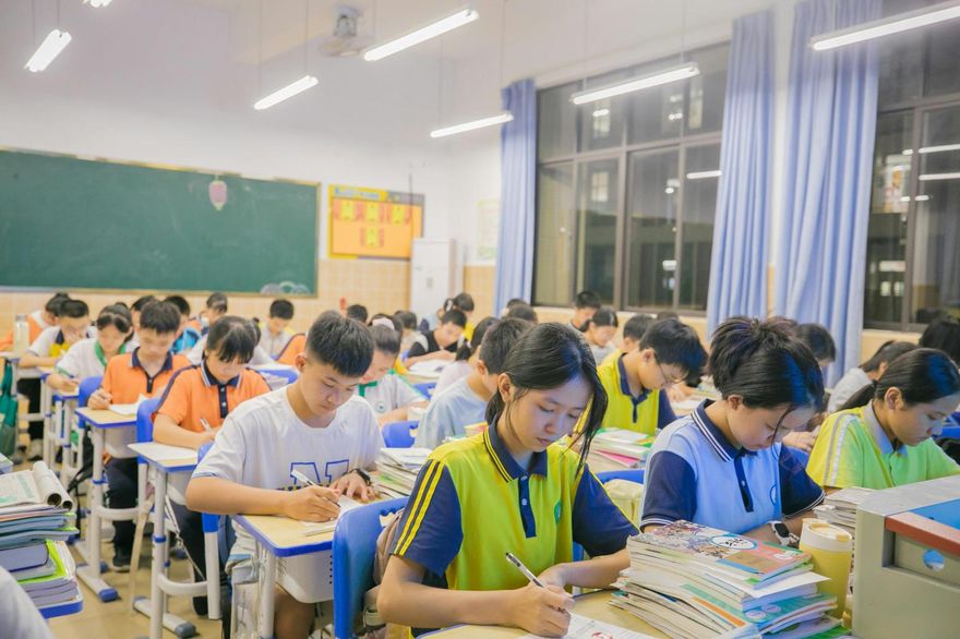 學生、老師都有開學焦慮？精神科醫：接納情緒是關鍵