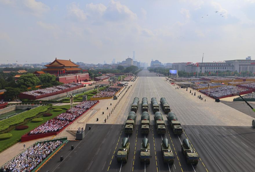 影/大殺器登場！陸九三閱兵核導彈東風-61、東風-5C曝光