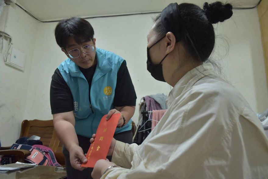 影/花蓮42歲男主動脈剝離腦死　悲留9女兒「最小的僅6月大」