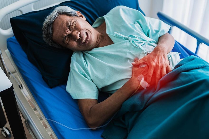 75歲男忘了B肝病史　一檢查已肝硬化