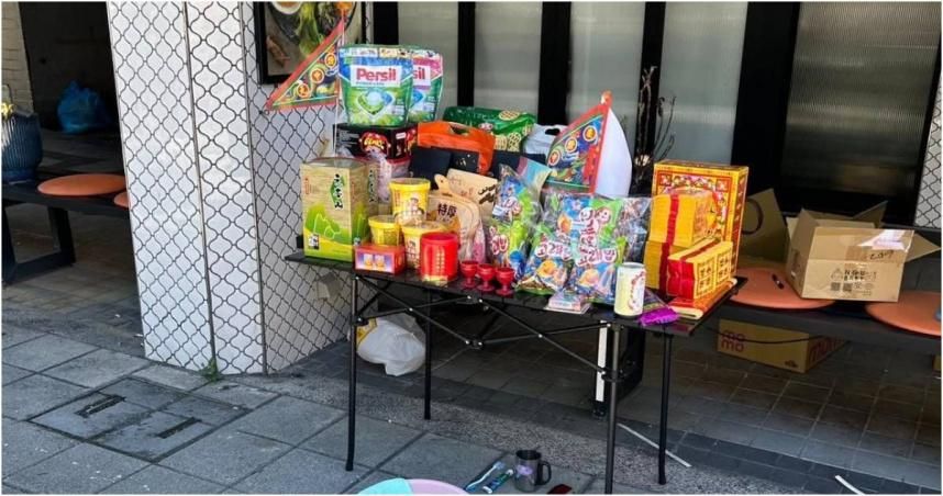 普渡驚見「洗衣膠囊」當供品　網笑：都當鬼了還有家事要做？