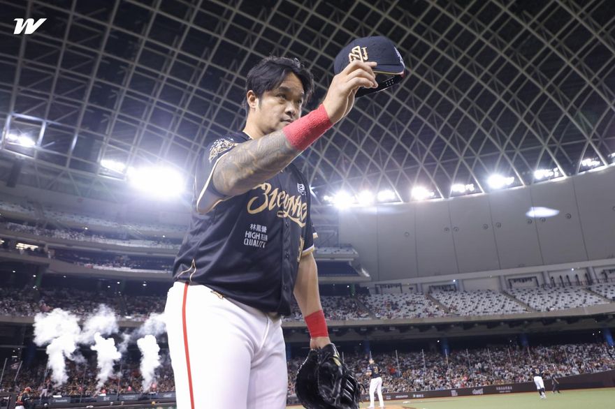 林智勝引退賽加持！中職單季300萬人創里程碑　蔡其昌感性喊話