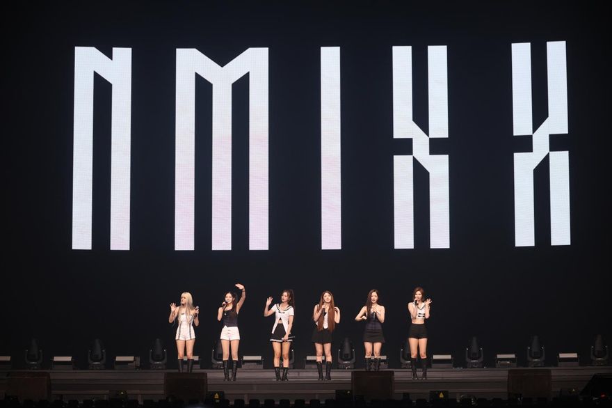 NMIXX Lily脫口「有驚喜」隊友傻眼　加碼清唱寵台粉