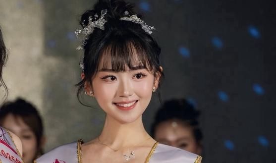 24歲女星白孟嫺失戀暴肥陷低潮　登選美舞台險血染泳裝